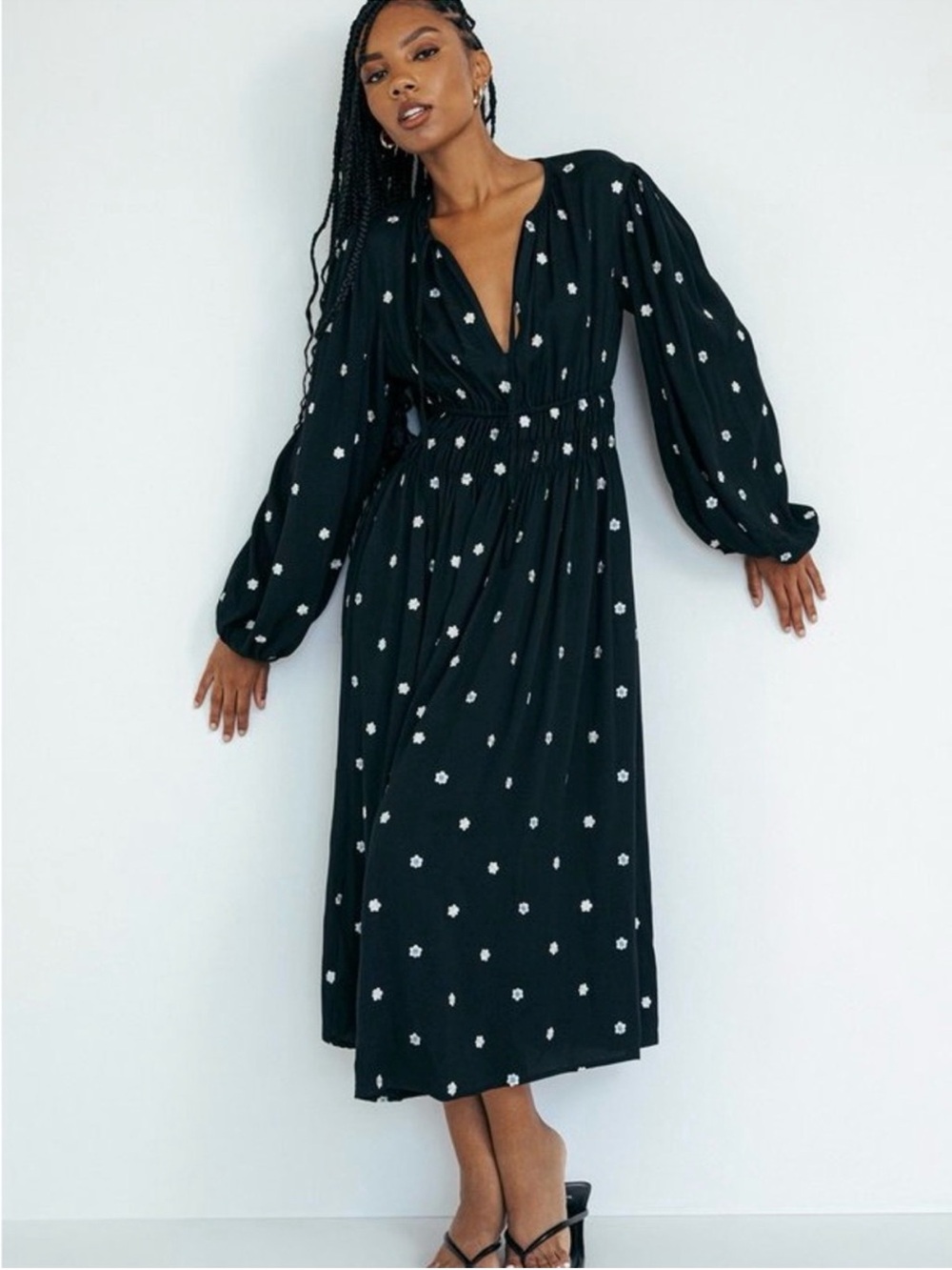 Ciao Lucia Angeline
Embroidered Crepe Dress